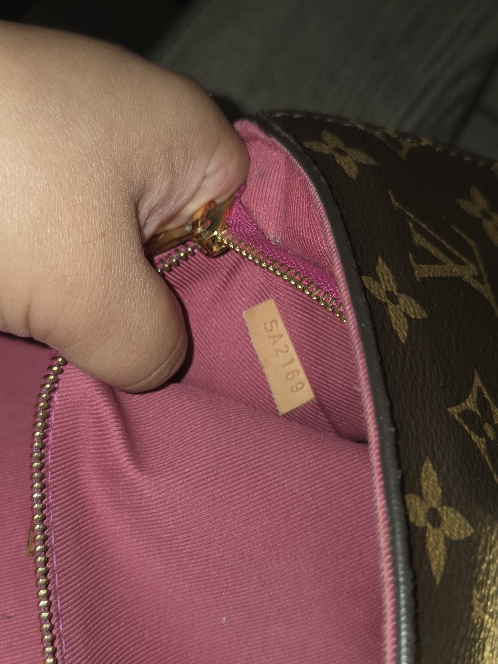 Louis Vuitton Clunny BB Crossbody Bag - Picture 11 of 16